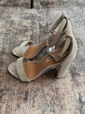 Steve Madden Carrson Crystal Embellished Chunky Heel in Silver
